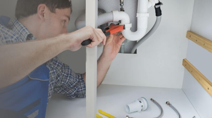 Professional expert plumbing services in Latonia, KY